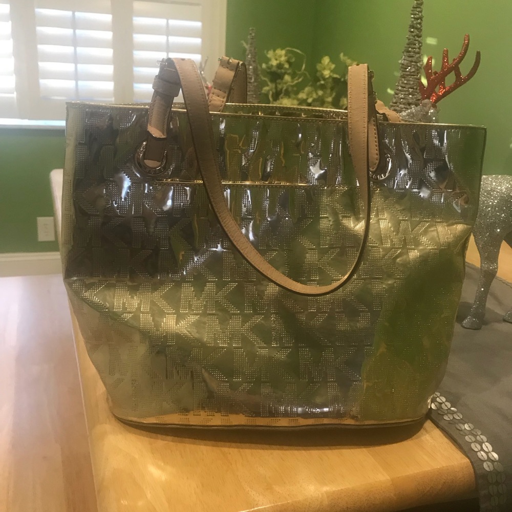 PURSE BUNDLE! *** See all pics!***